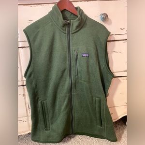 Men’s Patagonia better sweater fleece vest forest green size L